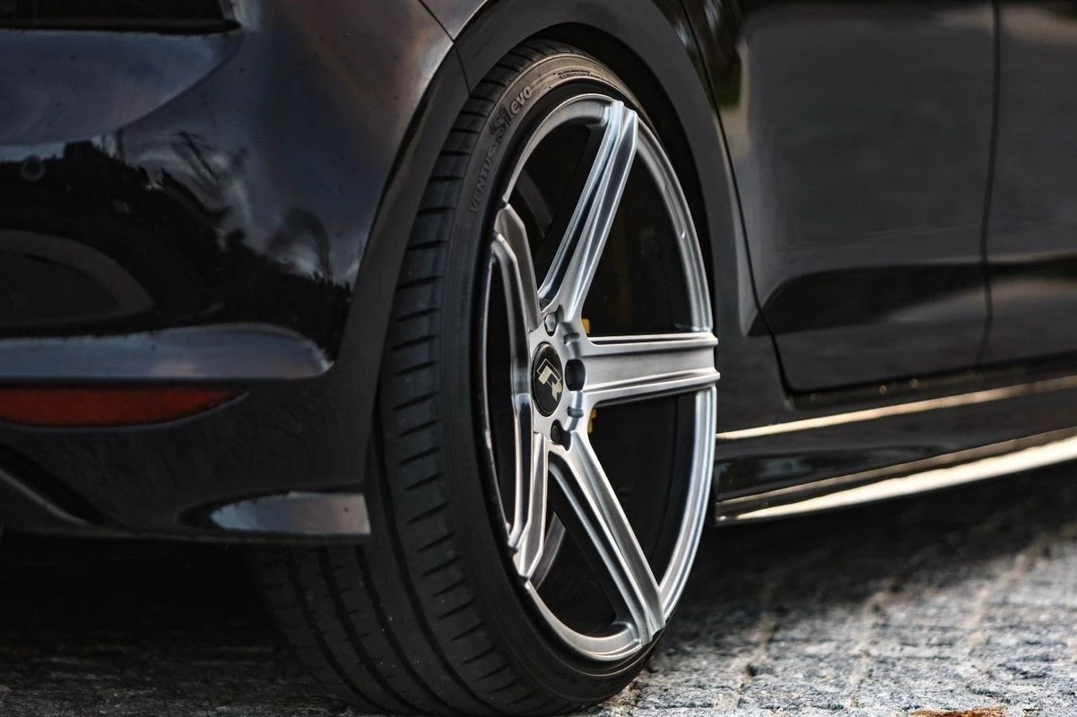 VW Golf 2.0 TSi R