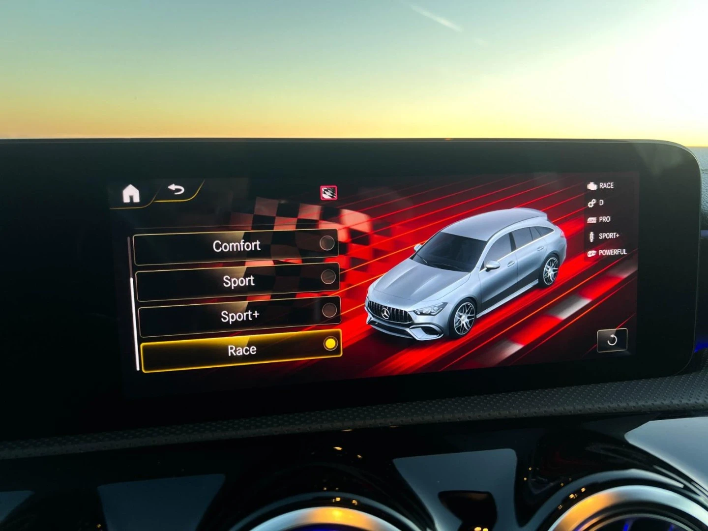 Mercedes-Benz CLA 45 AMG S Shooting Brake 4Matic+