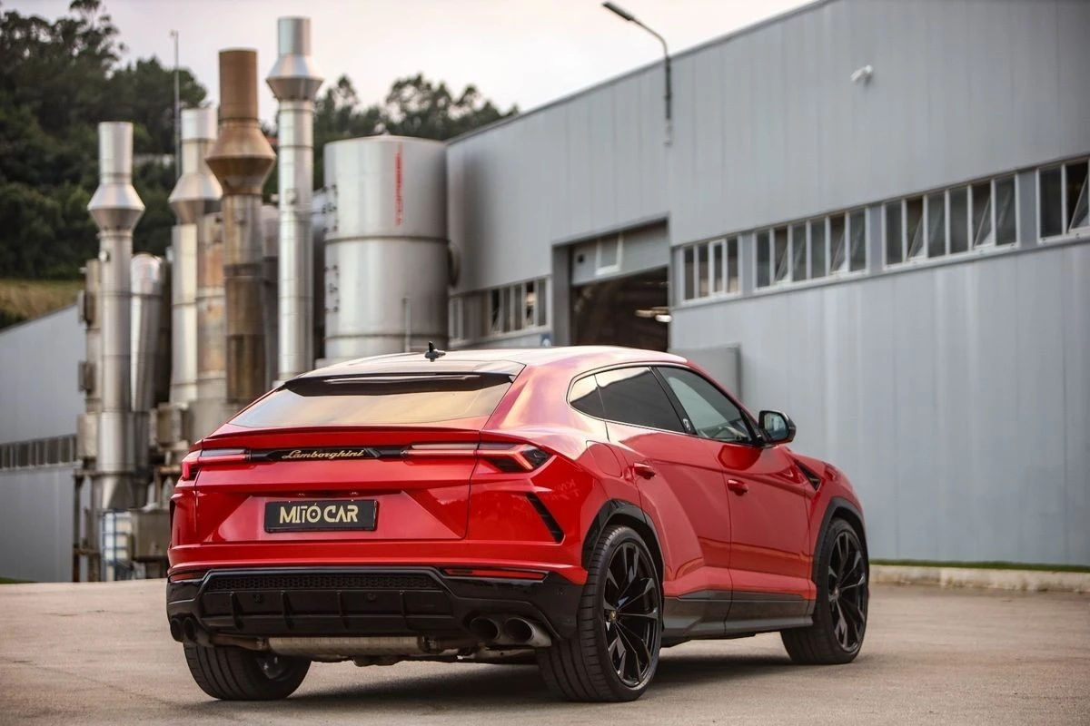 Lamborghini Urus 4.0 V8