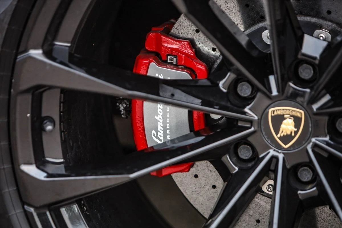 Lamborghini Urus 4.0 V8