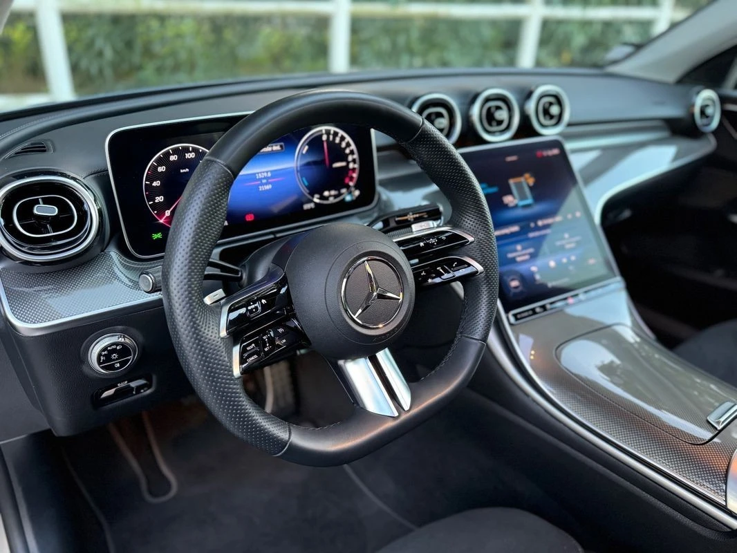 Mercedes-Benz C 300 de AMG Line