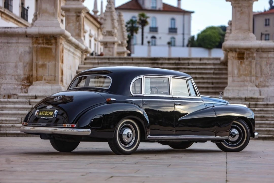Mercedes-Benz 300 C 300