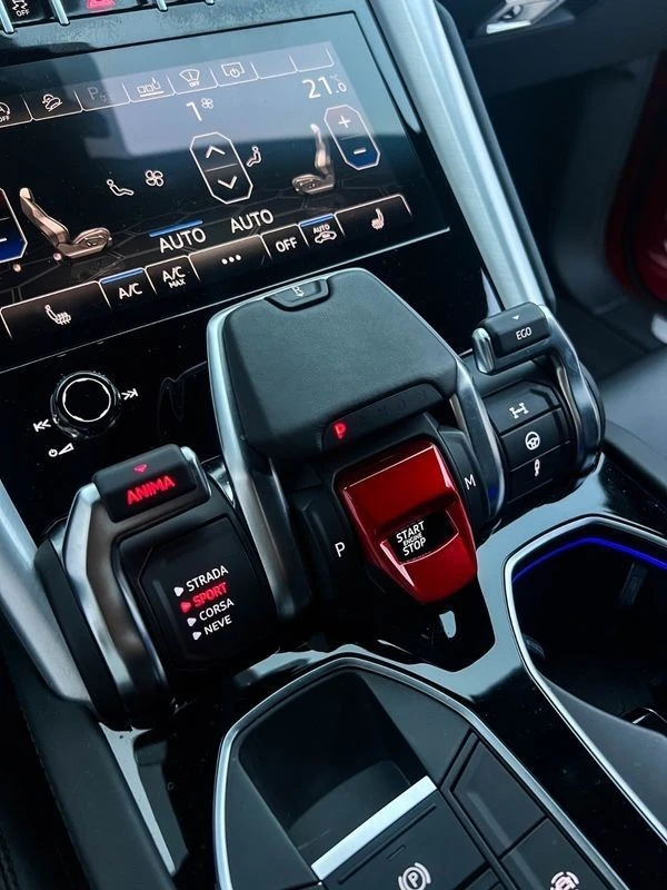 Lamborghini Urus 4.0 V8