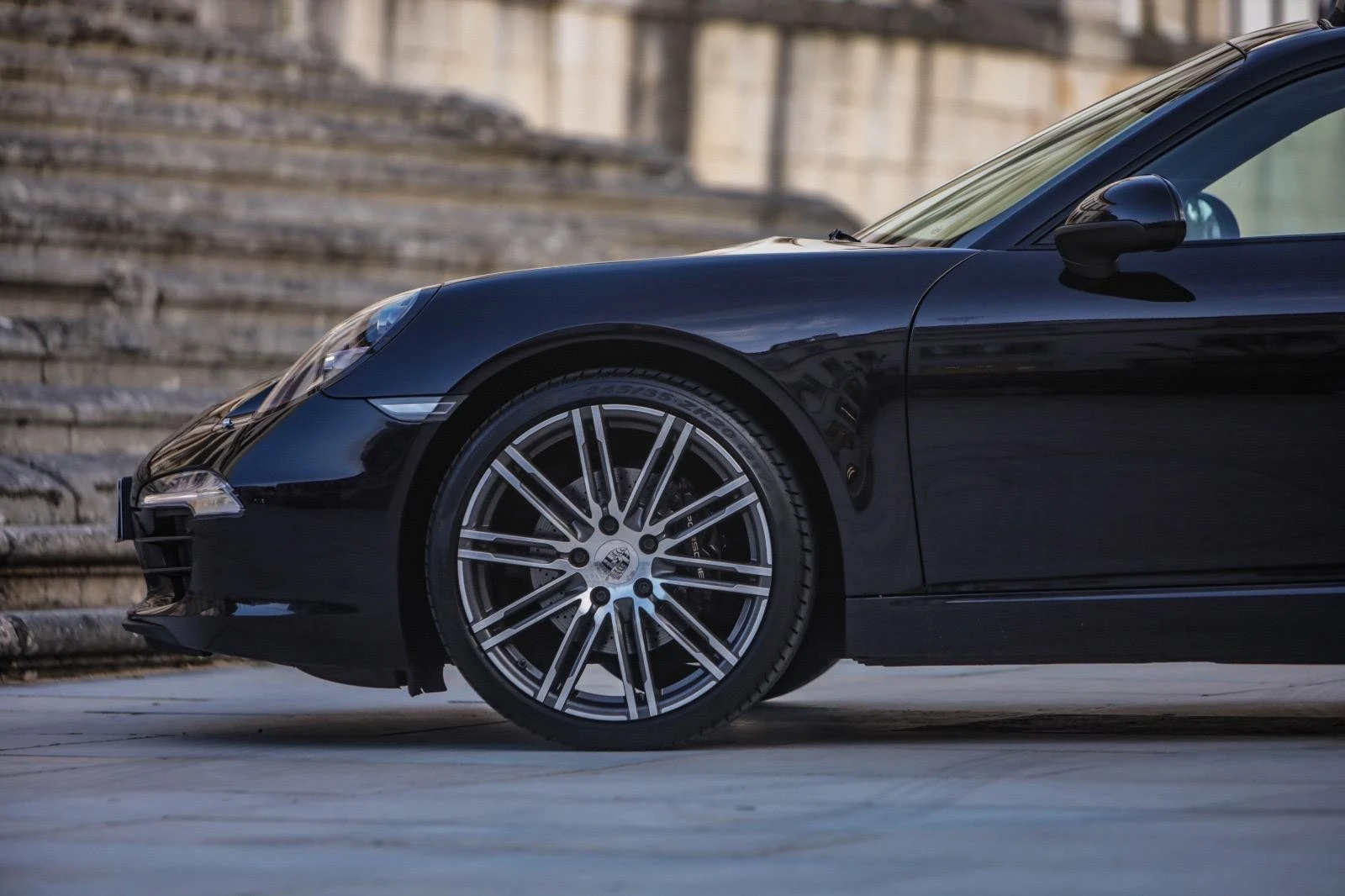 Porsche 911 (991) Carrera 4 Black Edition PDK