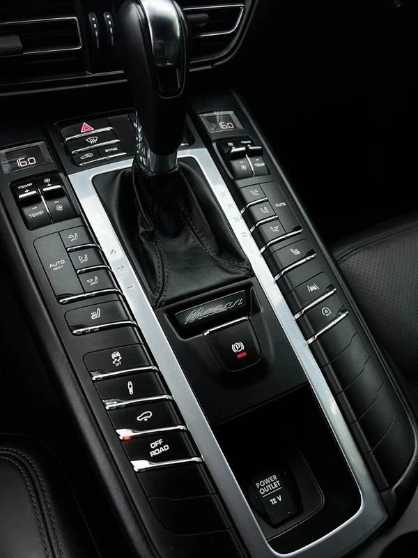 Porsche Macan PDK