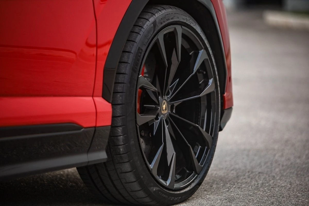 Lamborghini Urus 4.0 V8