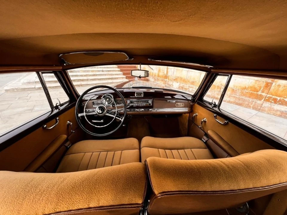 Mercedes-Benz 300 C 300