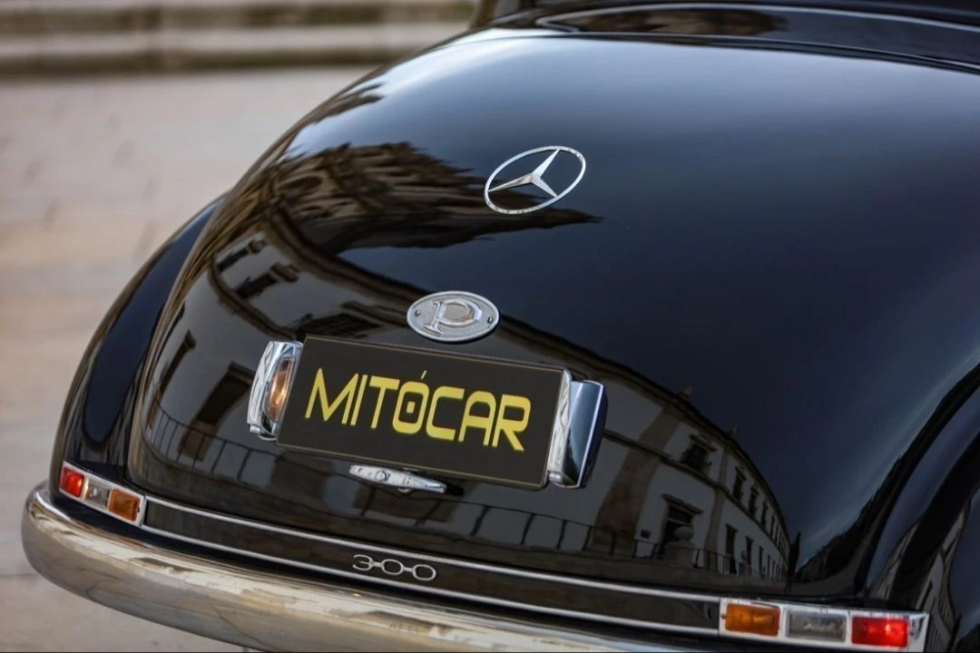 Mercedes-Benz 300 C 300
