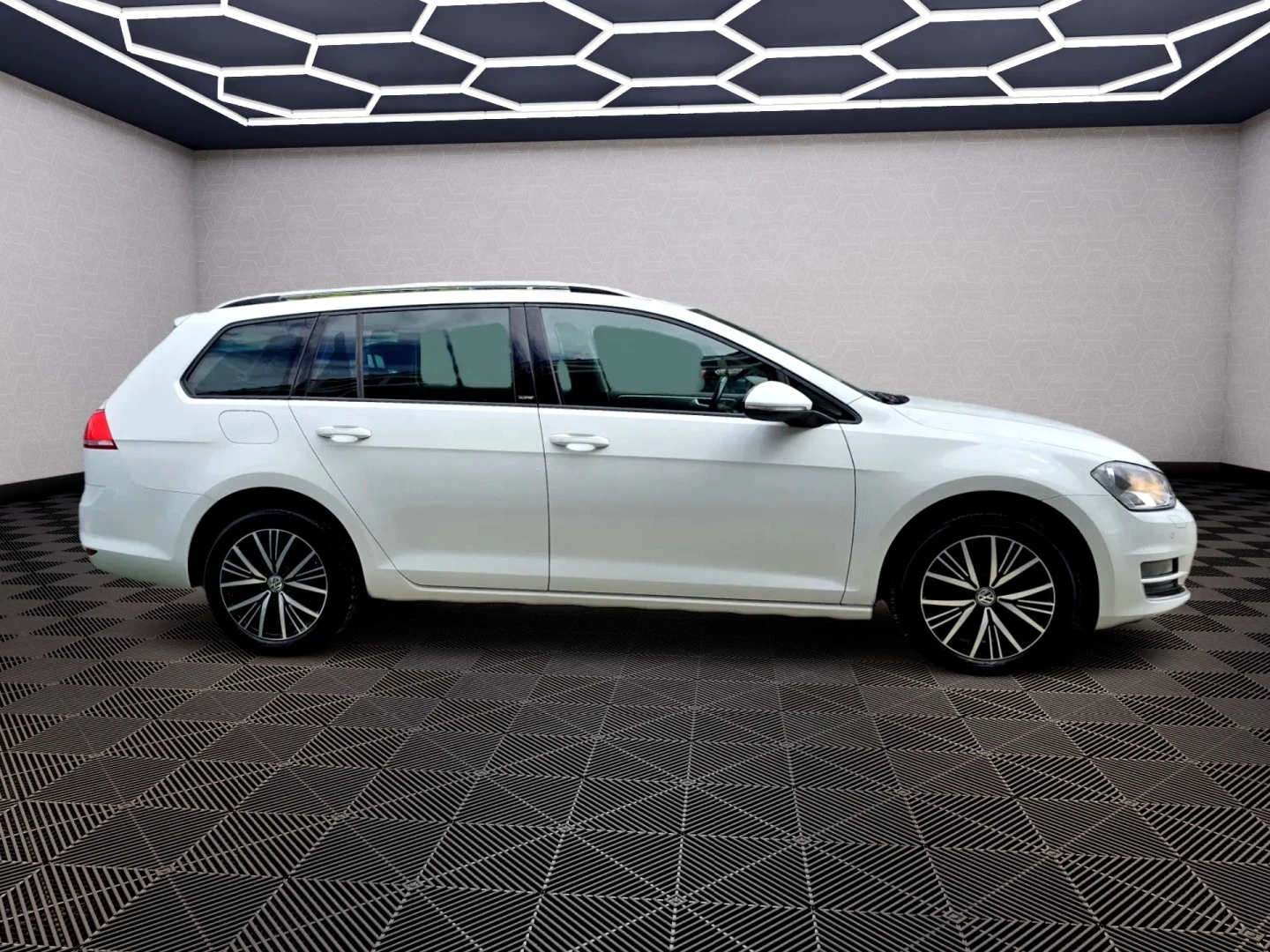 VW Golf Variant 1.6 TDI BlueMotion Allstar