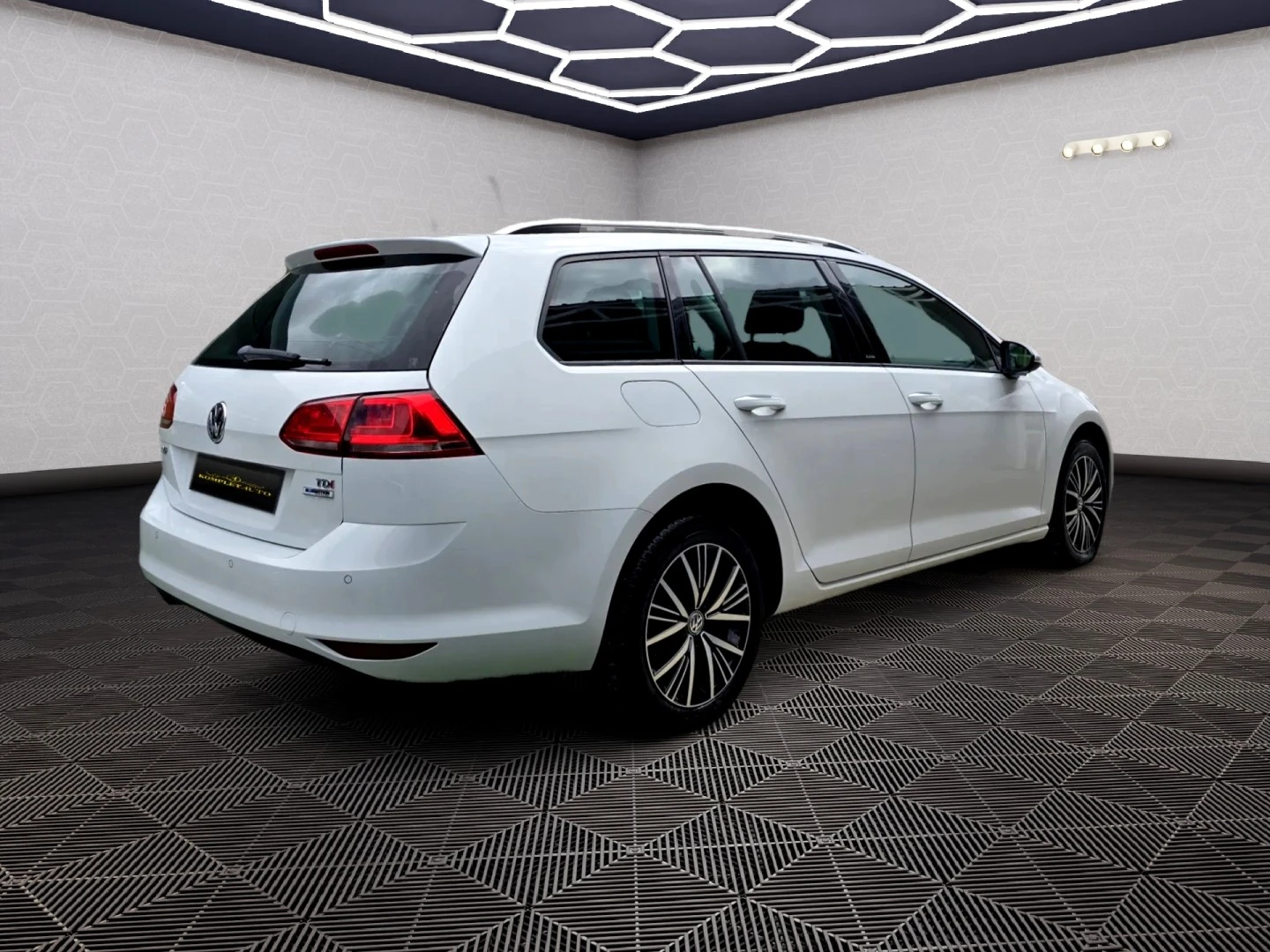 VW Golf Variant 1.6 TDI BlueMotion Allstar