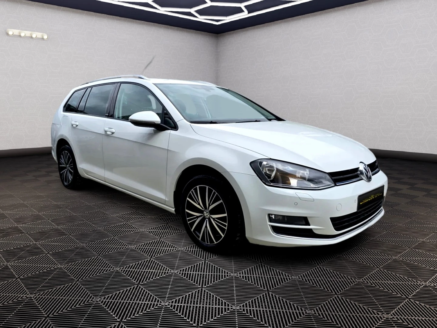VW Golf Variant 1.6 TDI BlueMotion Allstar