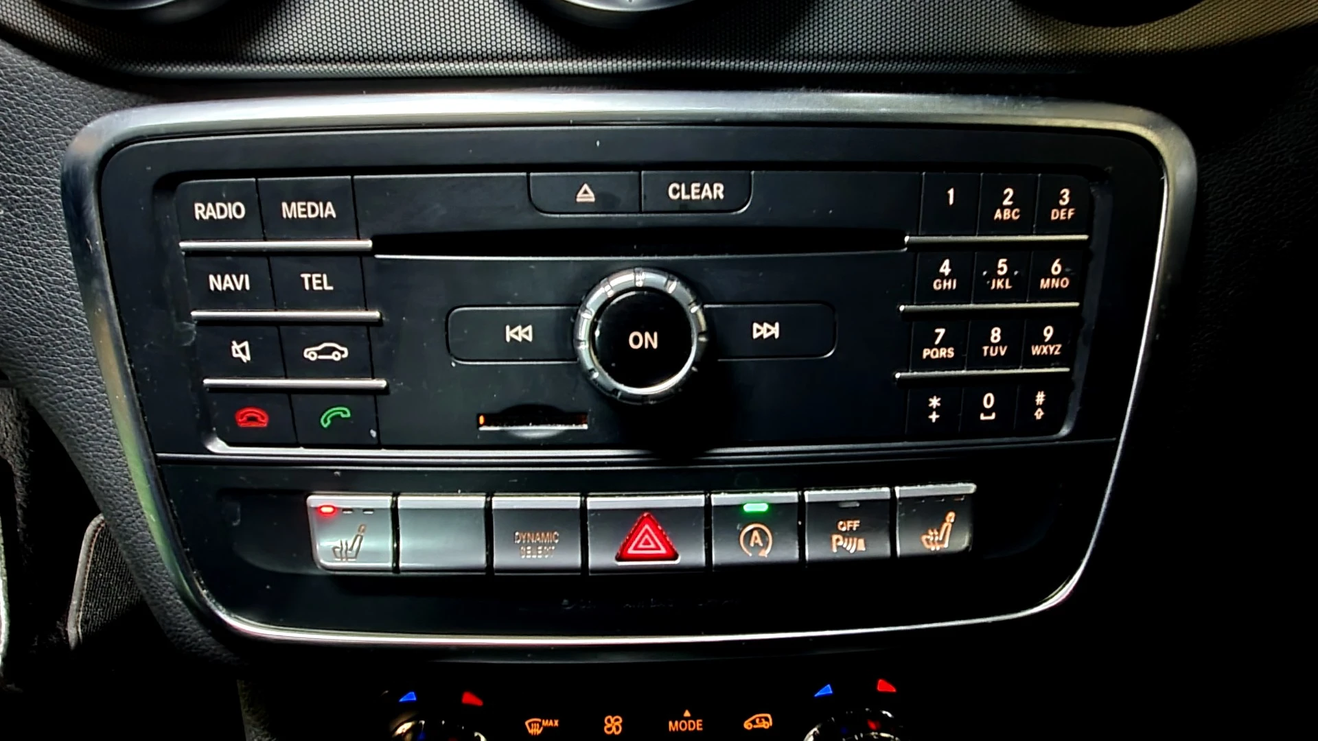 Mercedes-Benz CLA 200 d AMG
