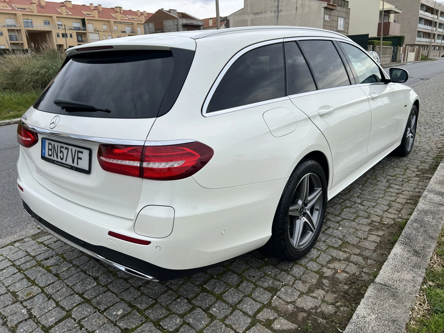 Mercedes-Benz E 300 De AMG Line