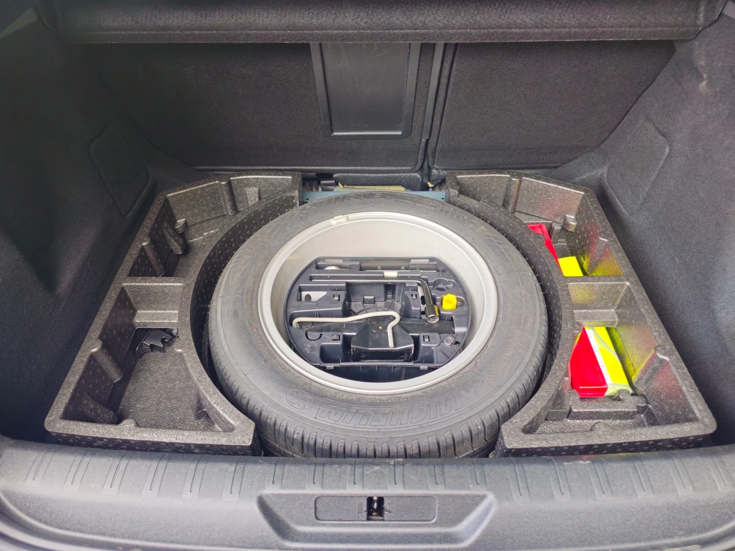 Peugeot 308 Blue-HDi Business