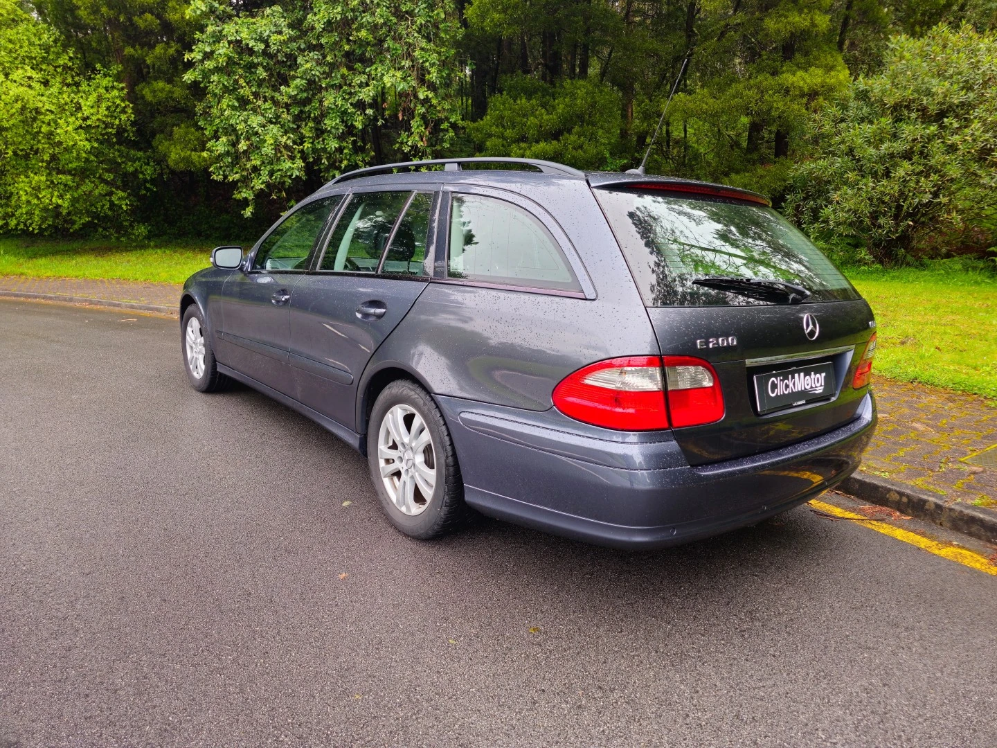 Mercedes-Benz E 200 T CDI Auto Classic