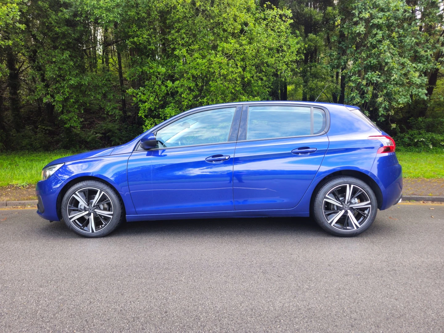 Peugeot 308 Blue-HDi Business