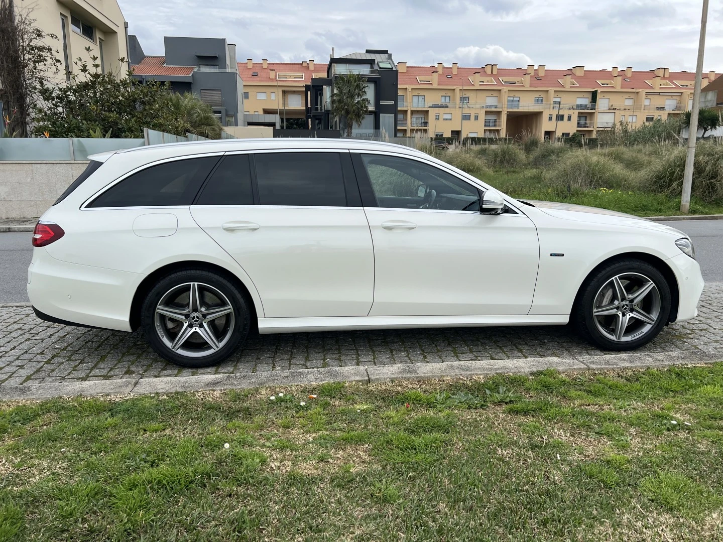 Mercedes-Benz E 300 De AMG Line