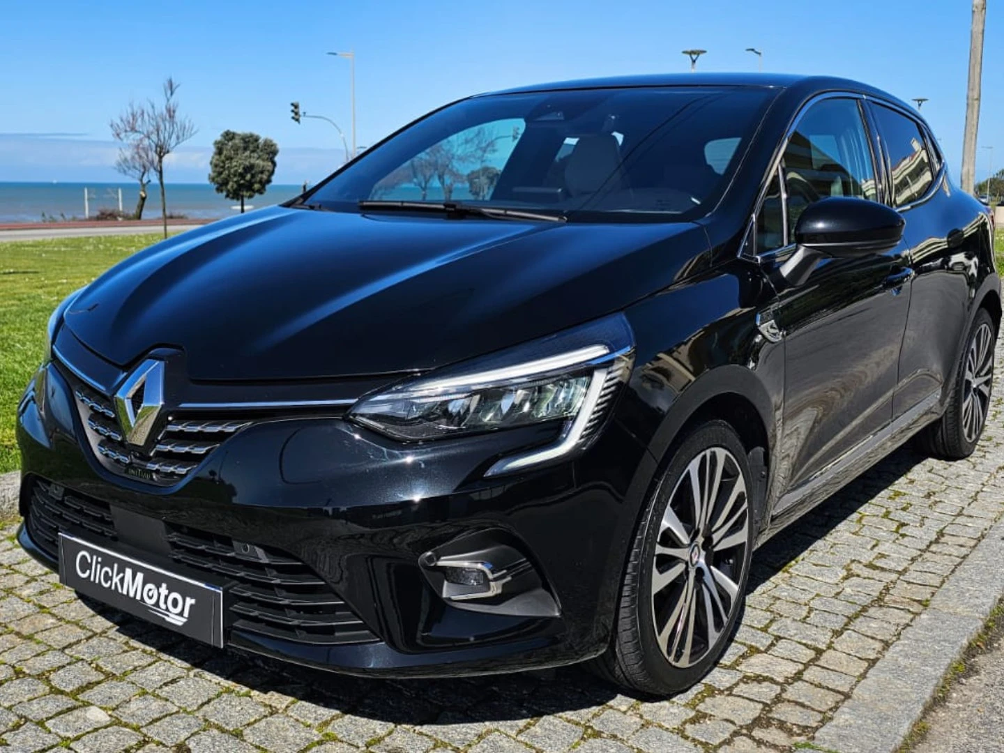 Renault Clio 1.3 130cv Initiale