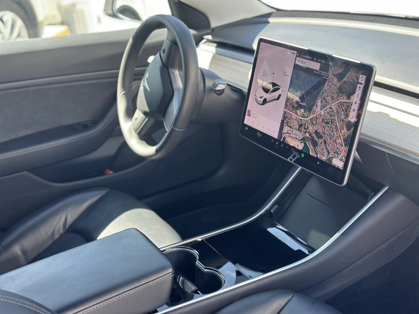Tesla Model 3 Long-Range Dual Motor AWD