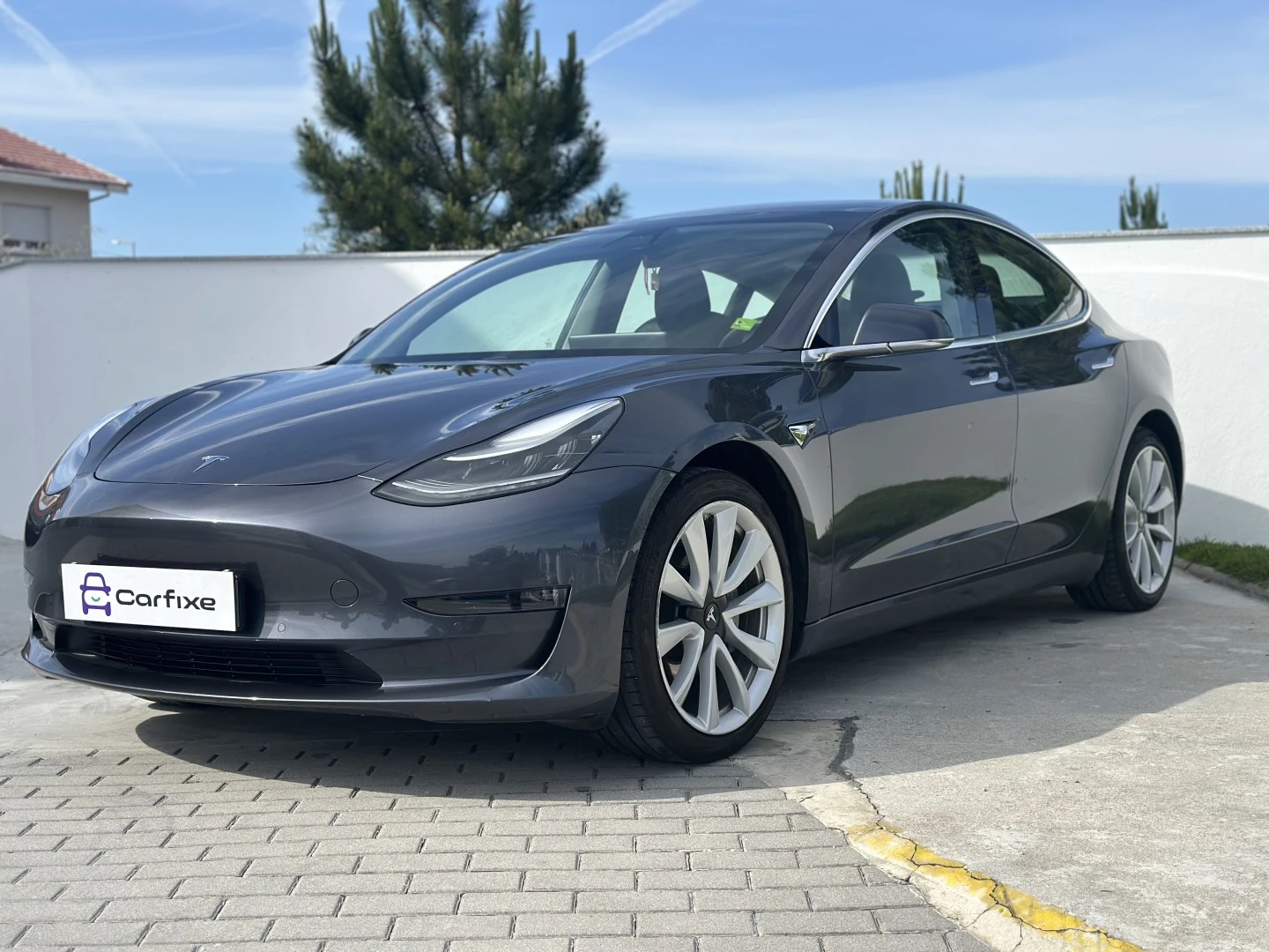 Tesla Model 3 Long Range AWD Dual Motor