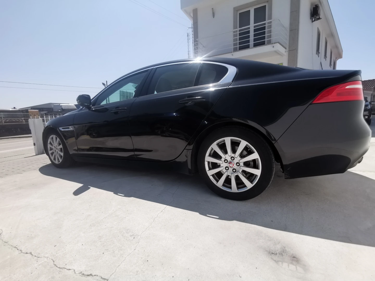 Jaguar XE 2.0 D Prestige Aut.