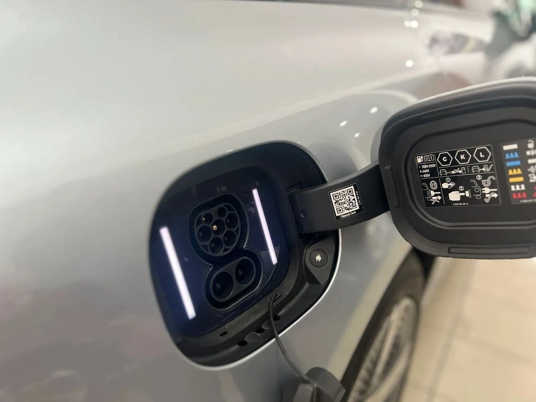 Mercedes-Benz EQS 450+ AMG Line