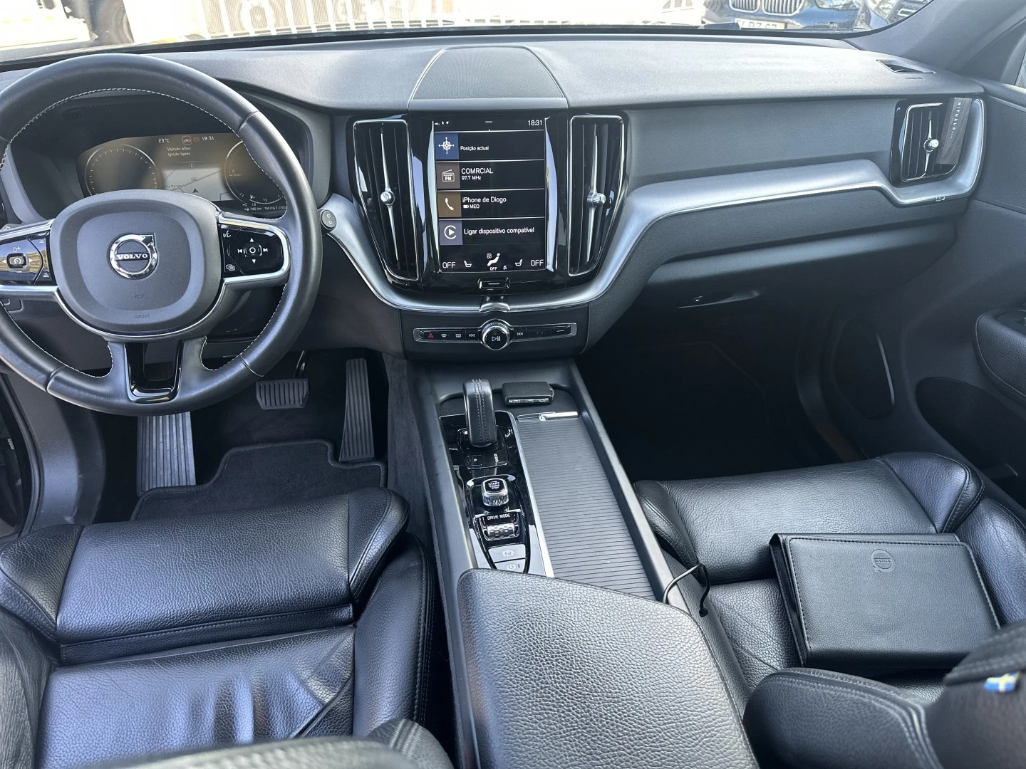 Volvo XC 60 T8 Twin Engine AWD Geartronic Momentum