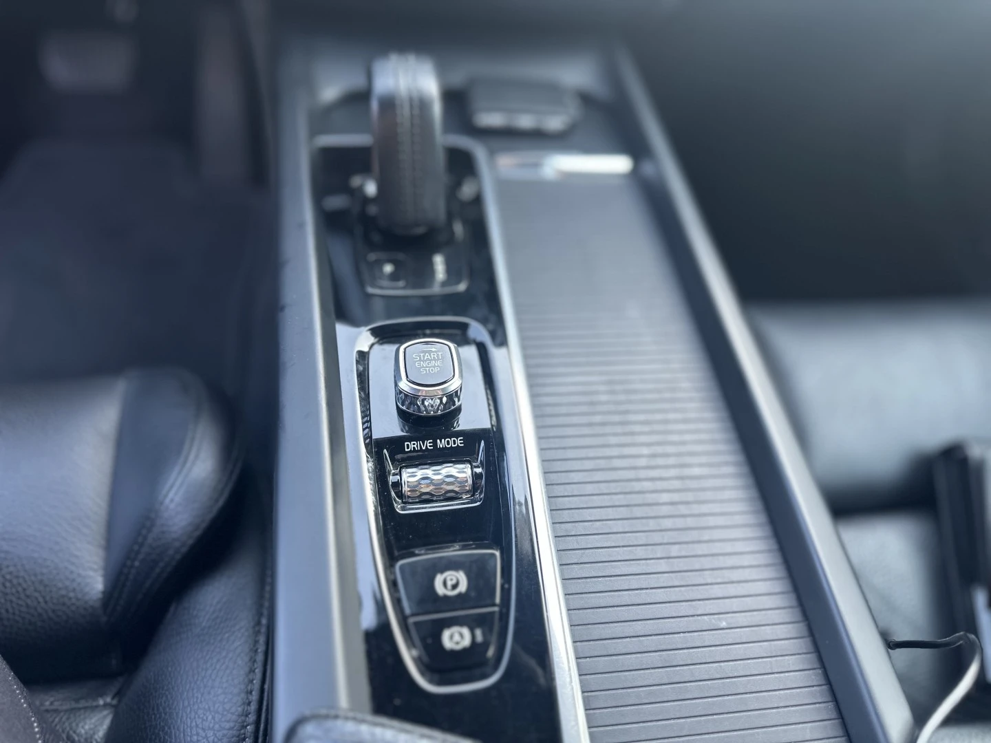 Volvo XC 60 T8 Twin Engine AWD Geartronic Momentum