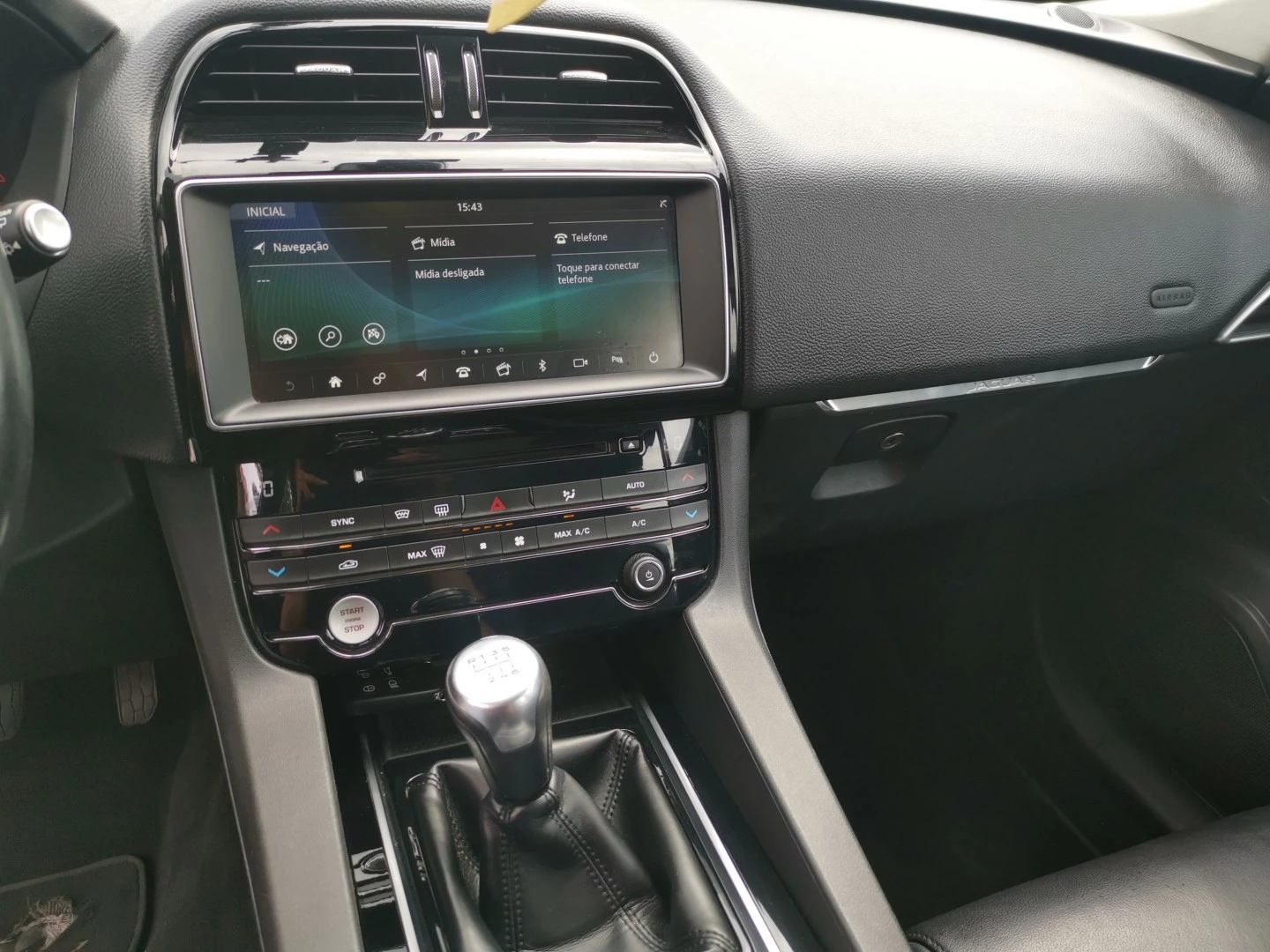 Jaguar F-Pace 2.0 i4D Portfolio