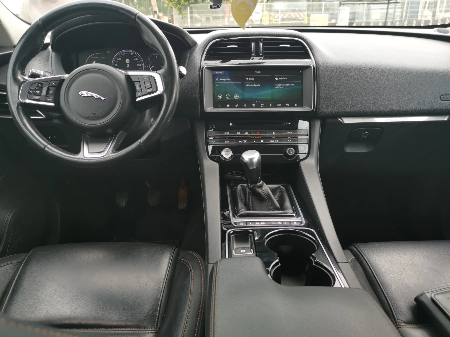Jaguar F-Pace 2.0 i4D Portfolio