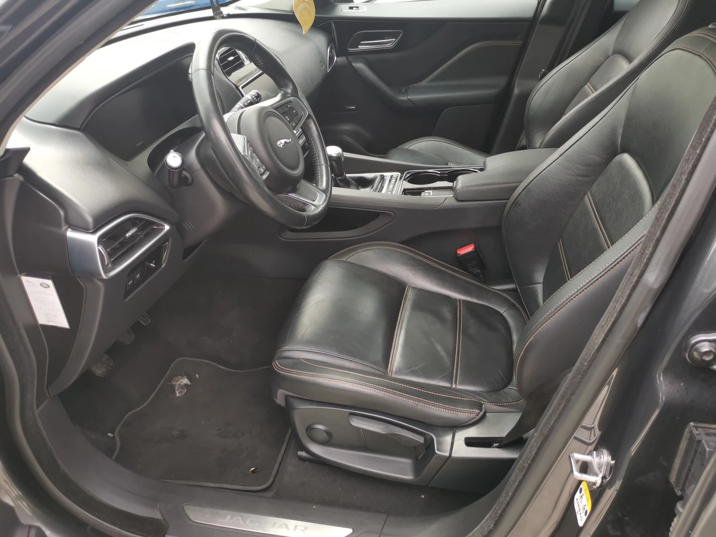 Jaguar F-Pace 2.0 i4D Portfolio