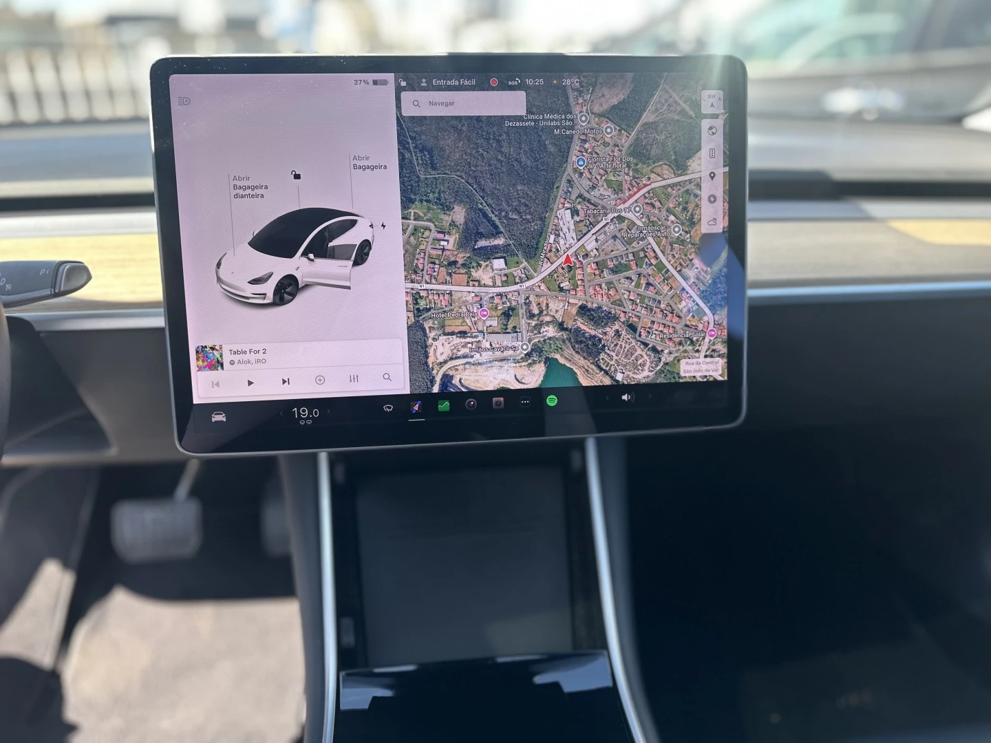 Tesla Model 3 Long-Range Dual Motor AWD