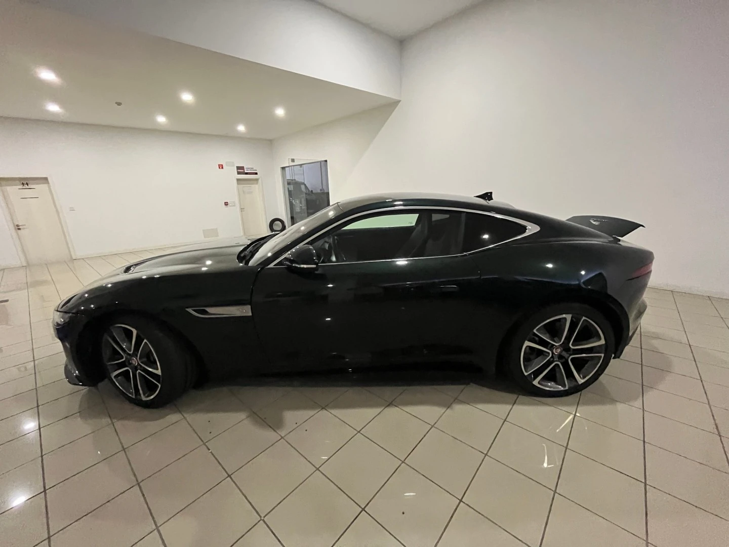 Jaguar F-Type 2.0 i4 R-Dynamic