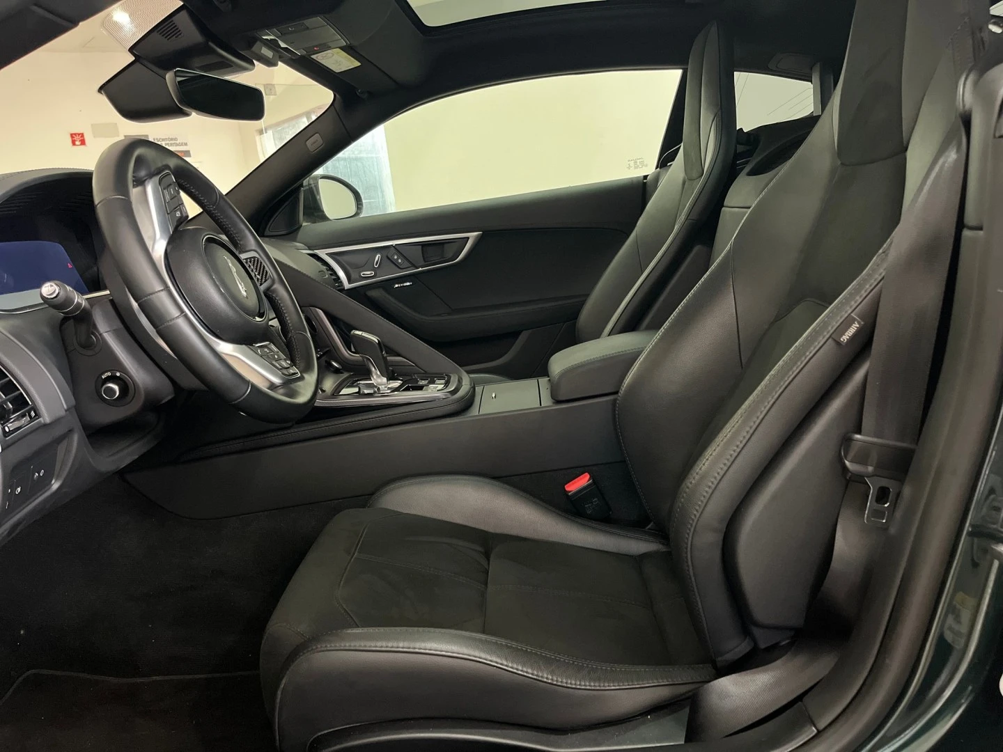 Jaguar F-Type 2.0 i4 R-Dynamic