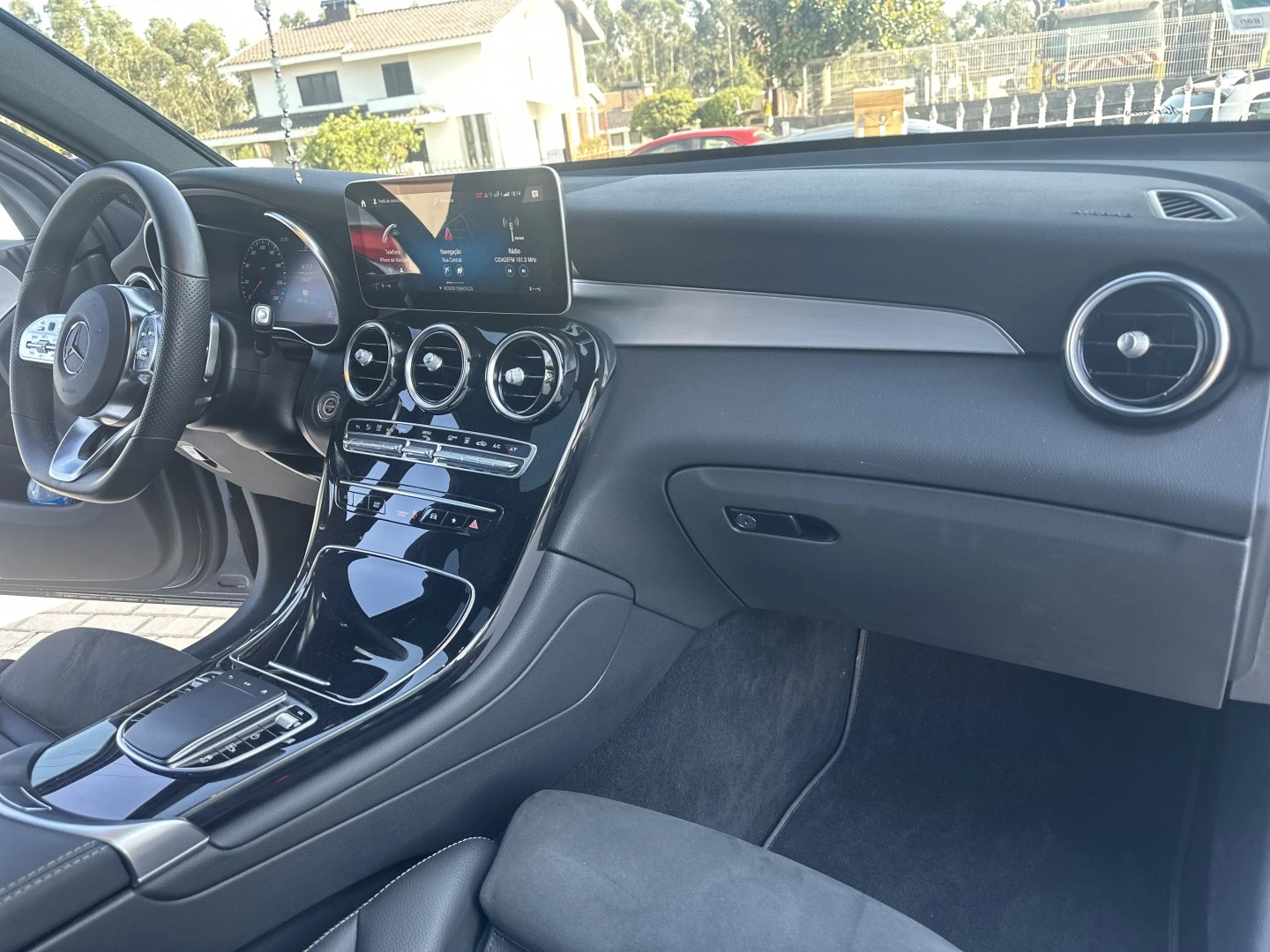 Mercedes-Benz GLC 300 e 4Matic 9G-TRONIC AMG Line