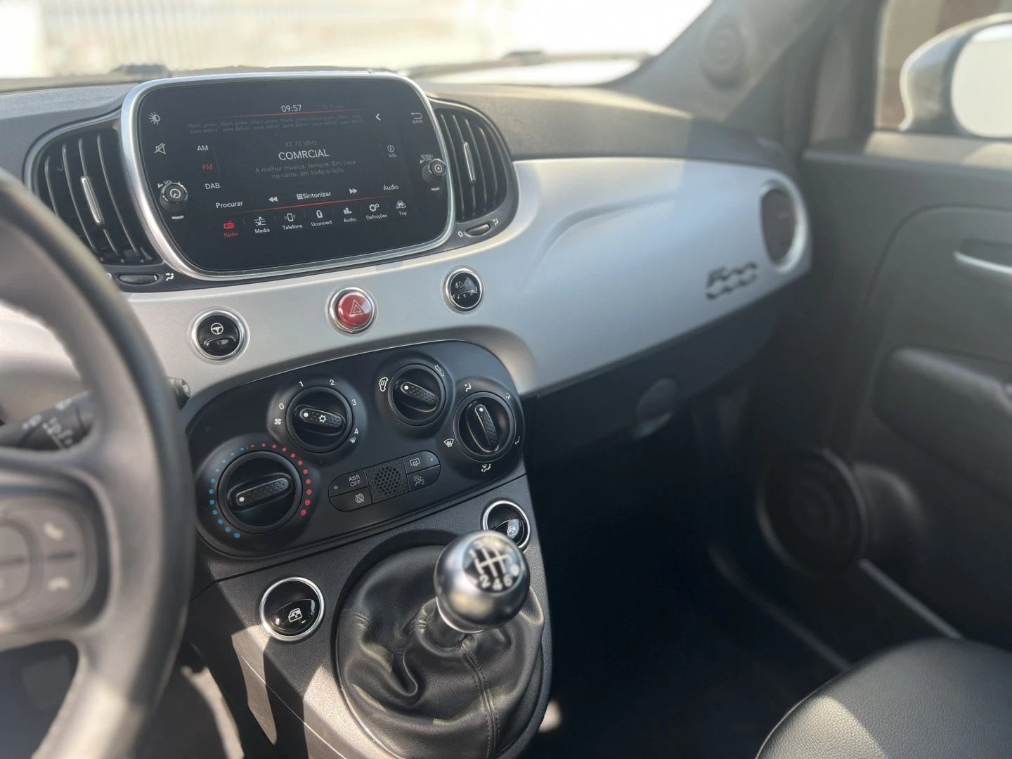 Fiat 500 1.0 Hybrid Connect