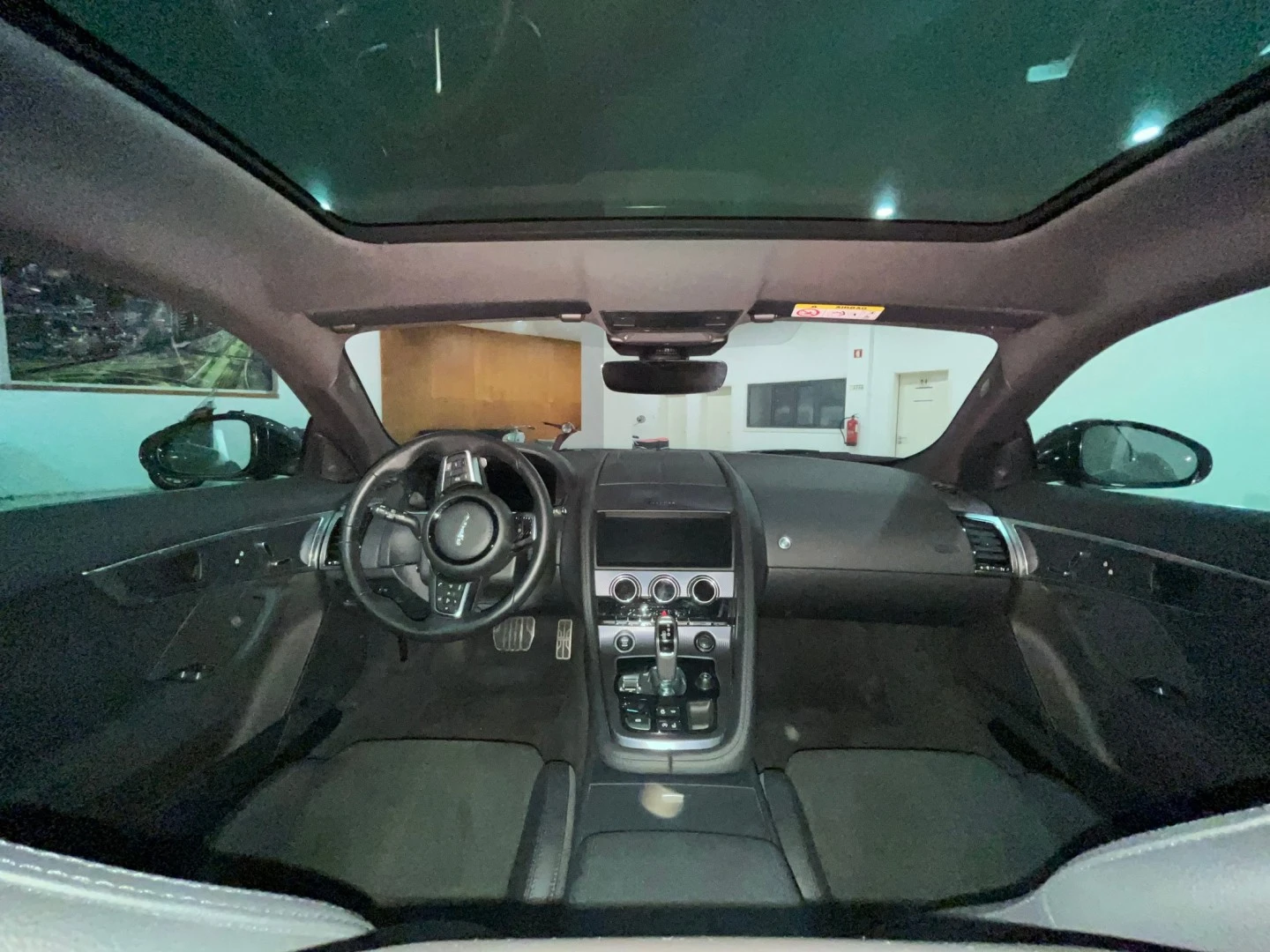 Jaguar F-Type 2.0 i4 R-Dynamic