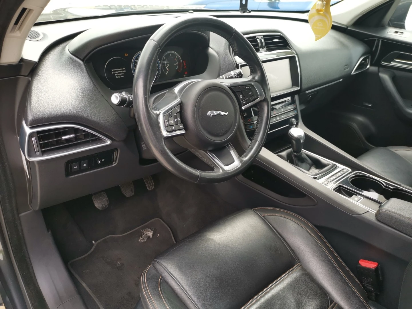 Jaguar F-Pace 2.0 i4D Portfolio