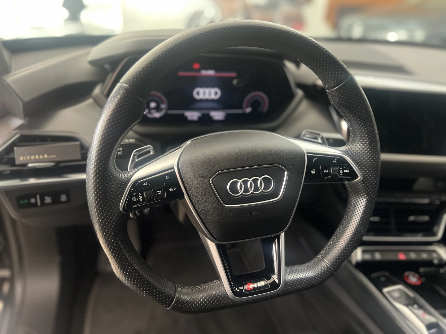Audi RS e-tron GT quattro