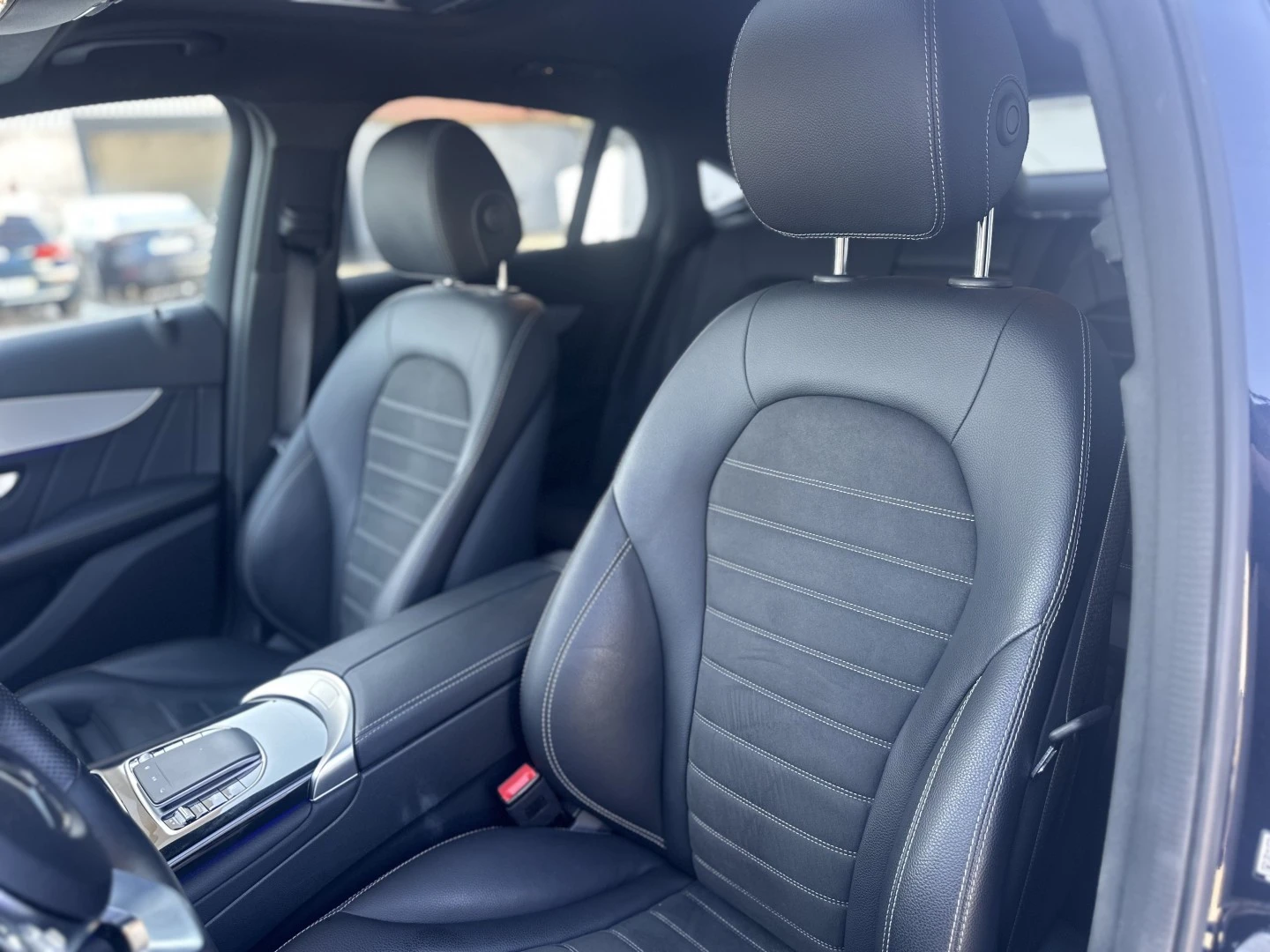 Mercedes-Benz GLC 300 e 4Matic 9G-TRONIC AMG Line