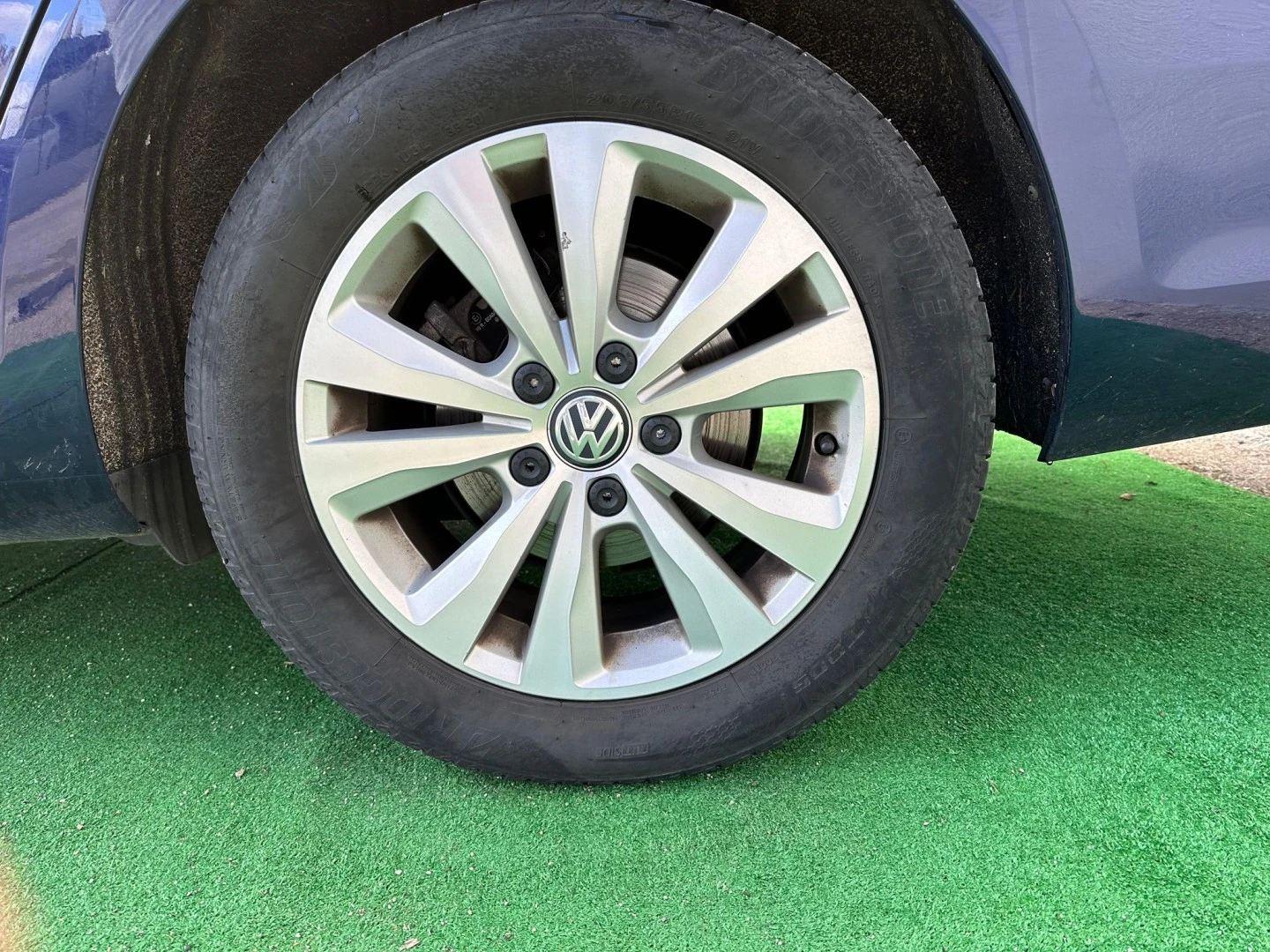 VW Golf Variant 1.6 TDi Confortline DSG