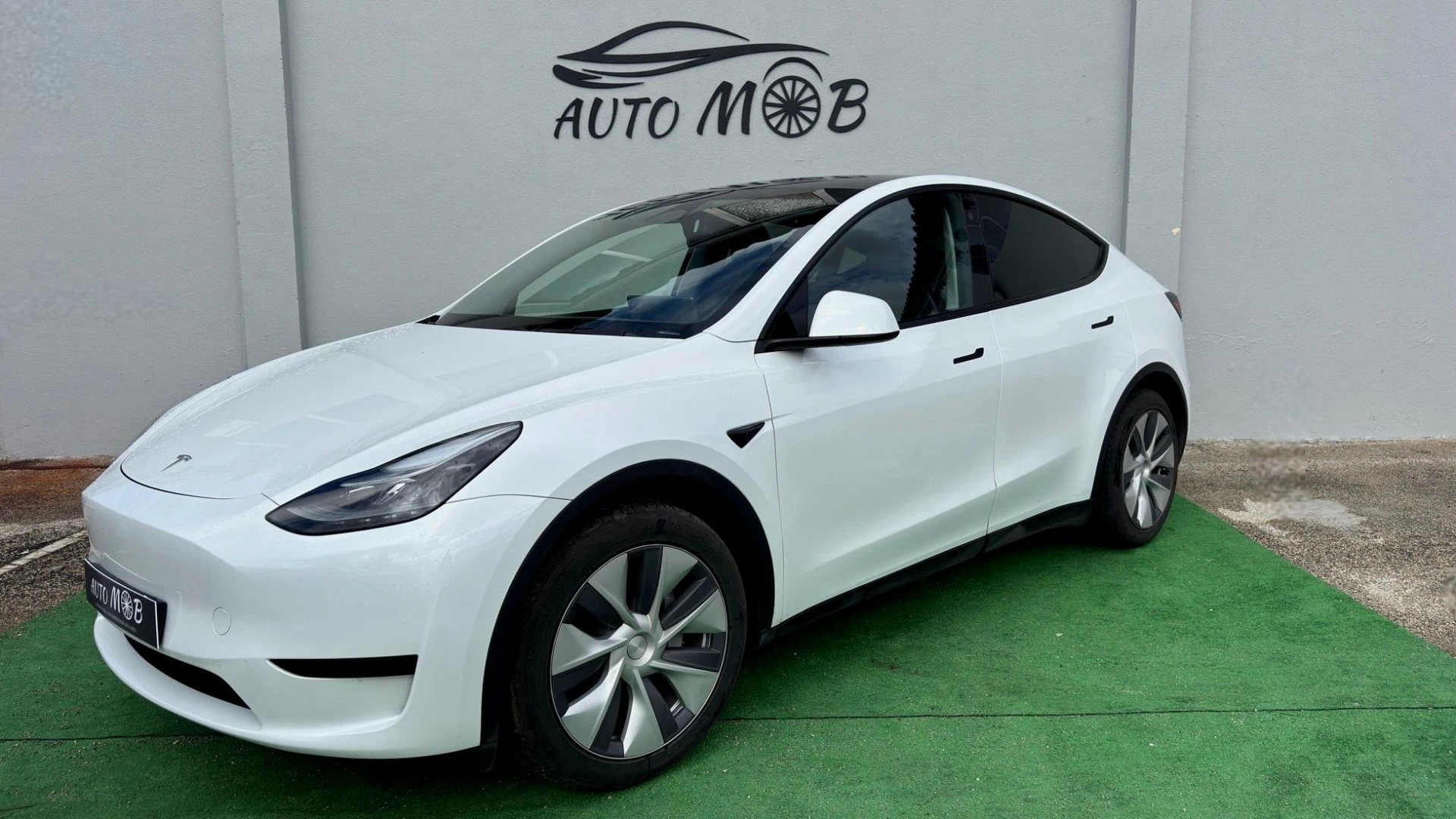 Tesla Model Y Long Range RWD