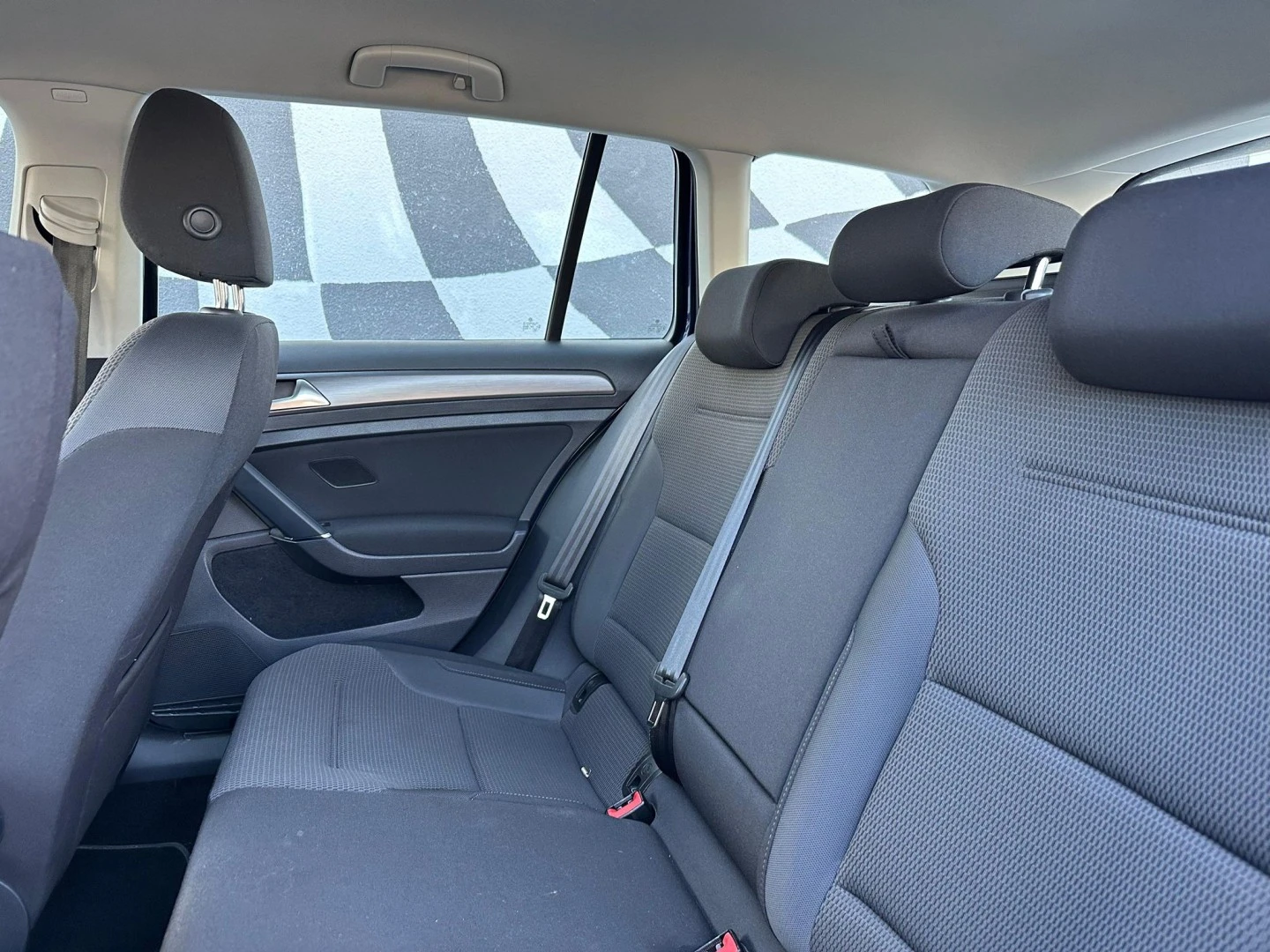 VW Golf Variant 1.6 TDi Confortline DSG