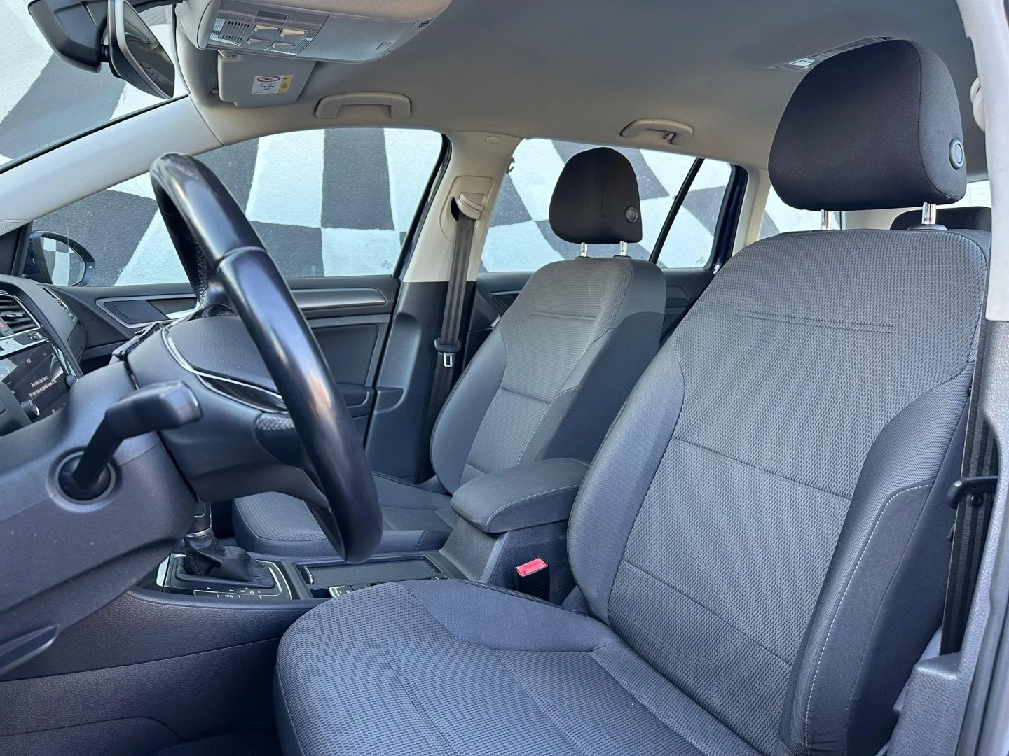 VW Golf Variant 1.6 TDi Confortline DSG