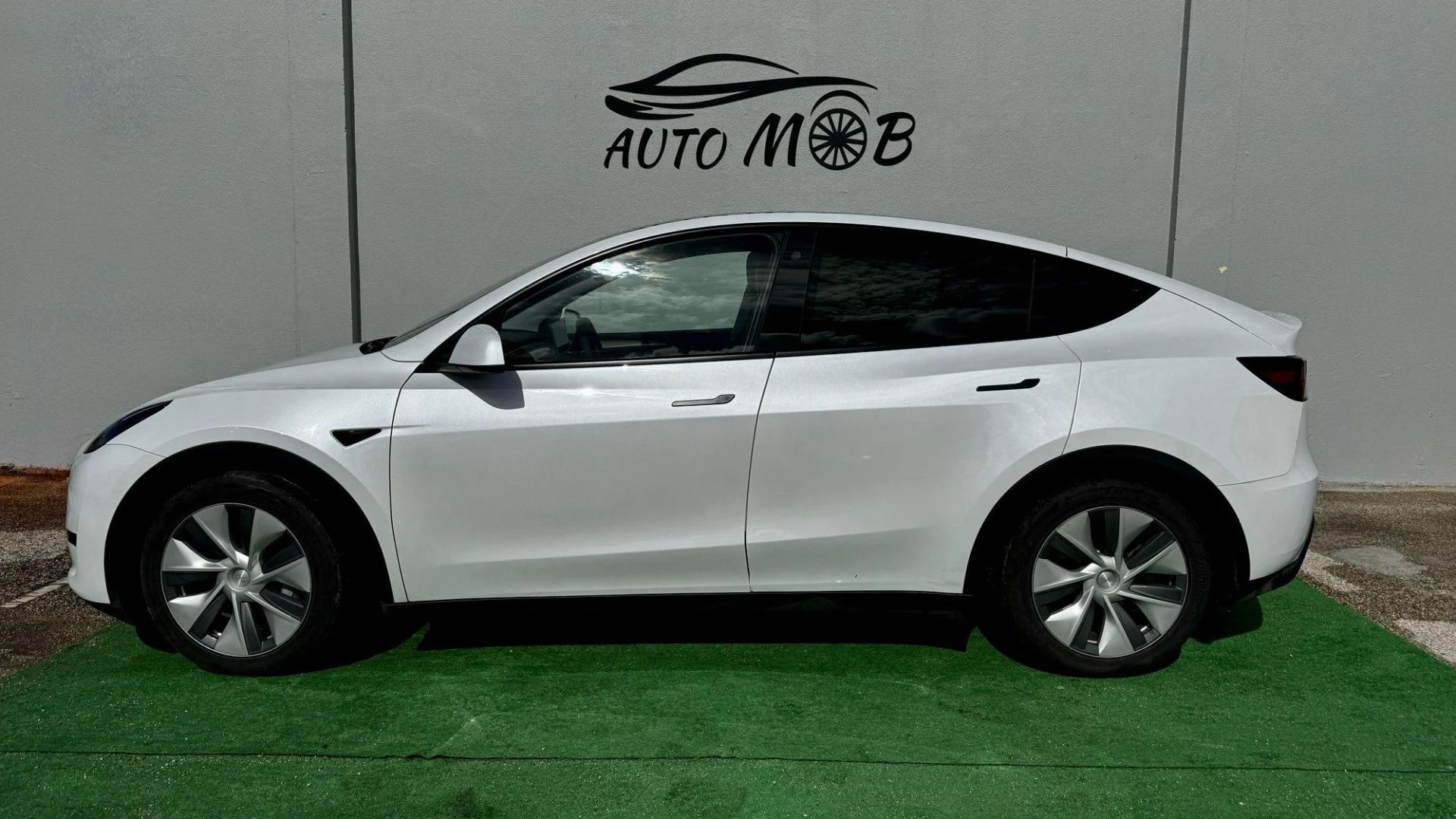 Tesla Model Y Long Range RWD
