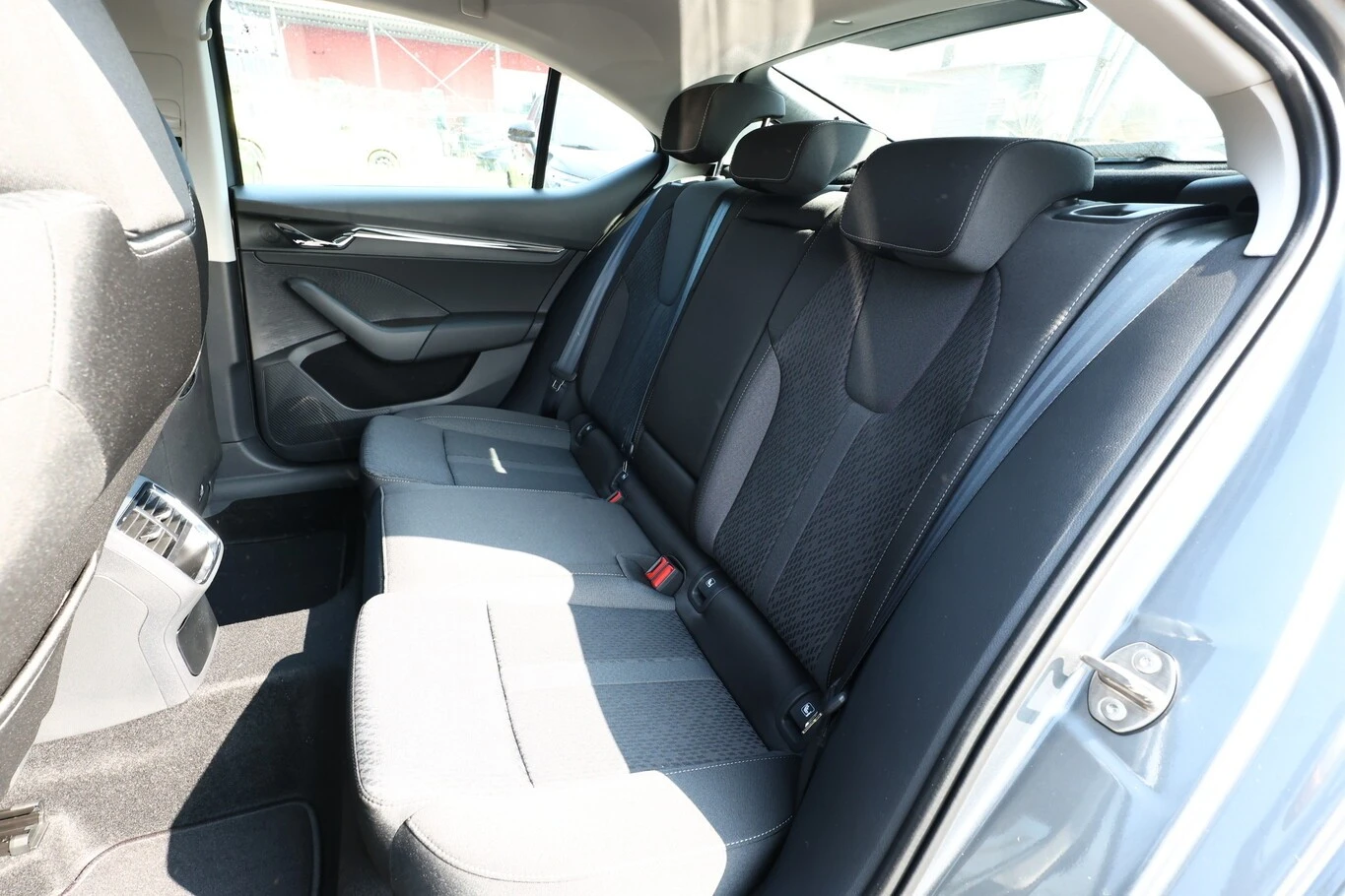 Skoda Octavia PHEV 204CV DSG CAM KEYLESS JANTES18 ASSENTOS AQUECIDOS NOVO 10 KM