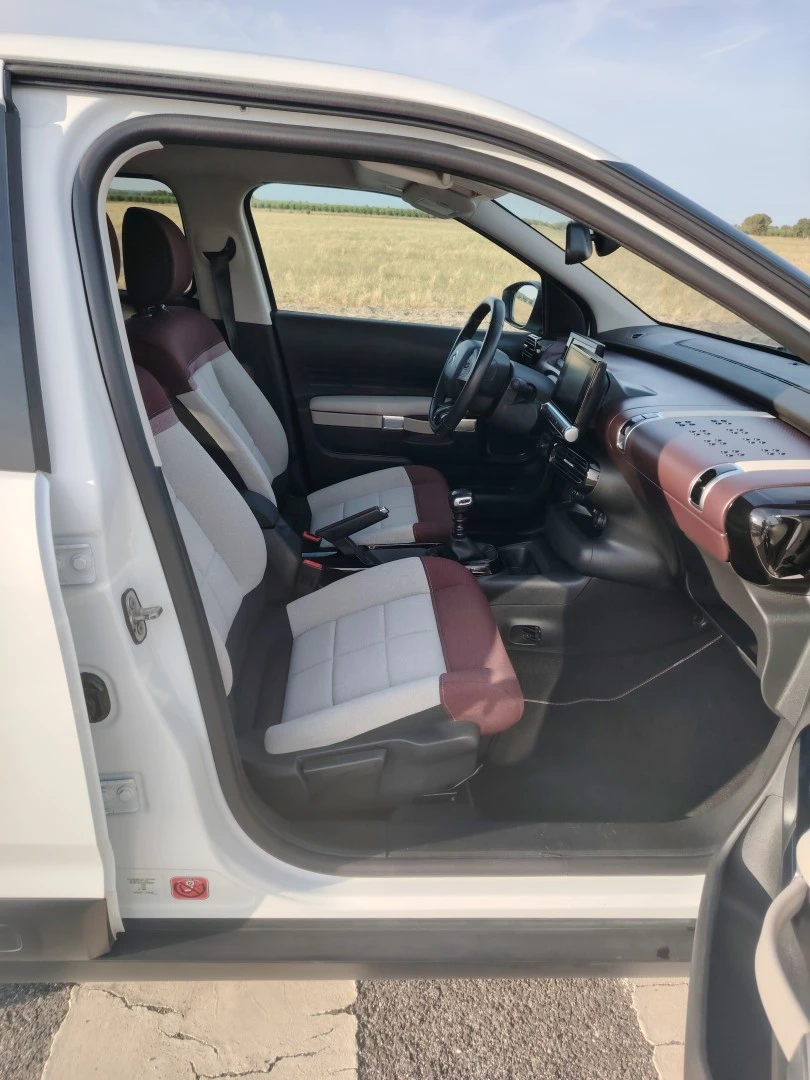Citroën C4 Cactus SHINE 130 CV S&S 5P COM EXTRAS