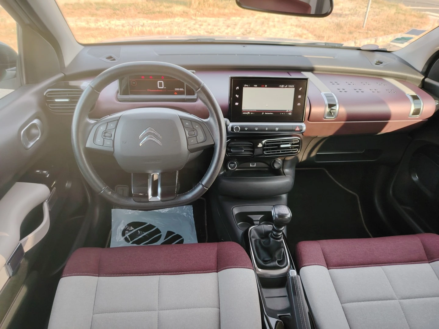 Citroën C4 Cactus SHINE 130 CV S&S 5P COM EXTRAS