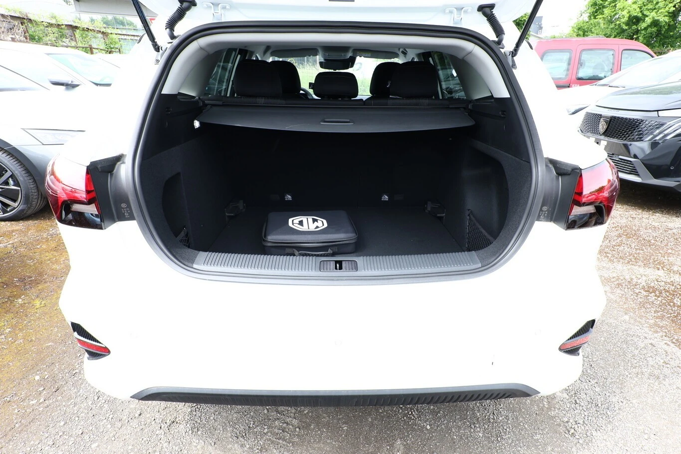 MG MG5 CONFORT 51KW NOVO 10 KM