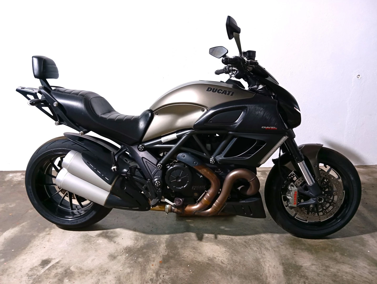 Ducati Diavel 1200 STRADA ABS